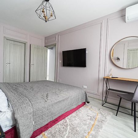 Delux Suite Bacău Extérieur photo