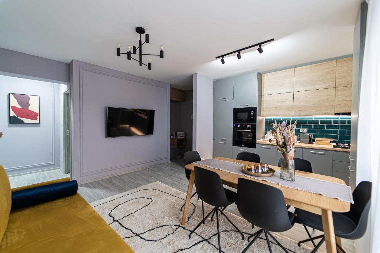 Delux Suite Bacău Extérieur photo
